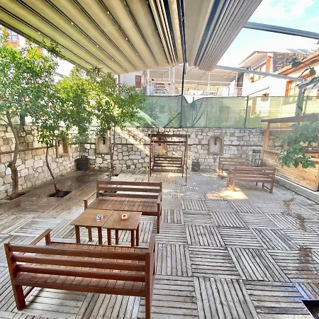 Old Town Famous Aparts אנטליה