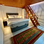 Old Town Famous Aparts Apartman Antalya