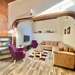Apartman Old Town Famous Aparts *
