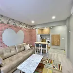 Old Town Famous Aparts Apartman Antalya
