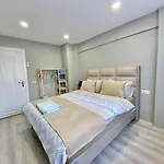 Apartman Old Town Famous Aparts