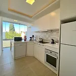 Apartman Old Town Famous Aparts *