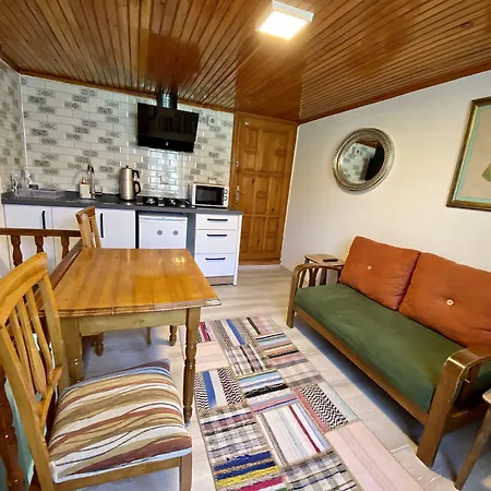 Old Town Famous Aparts Apartment