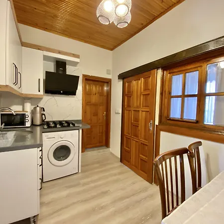 Old Town Famous Aparts Apartment *