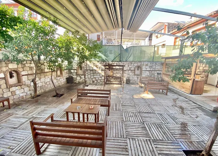 Old Town Famous Aparts Antalya