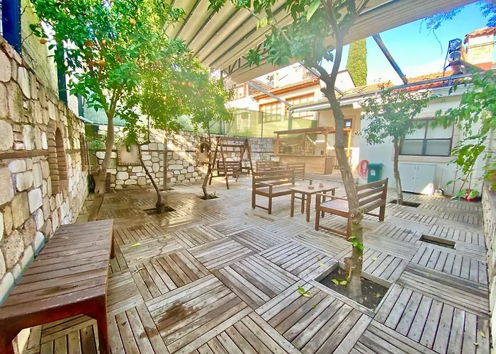 Old Town Famous Aparts Antalya