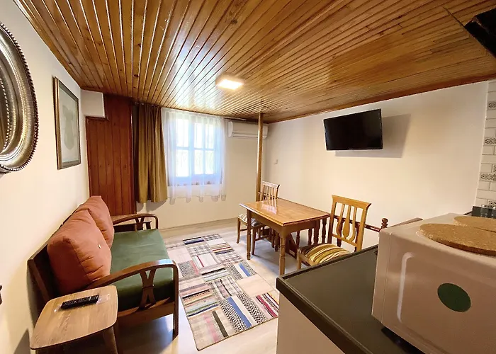 Old Town Famous Aparts Appartement Antalya