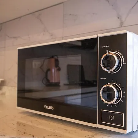 Old Town Famous Aparts Апартаменты *