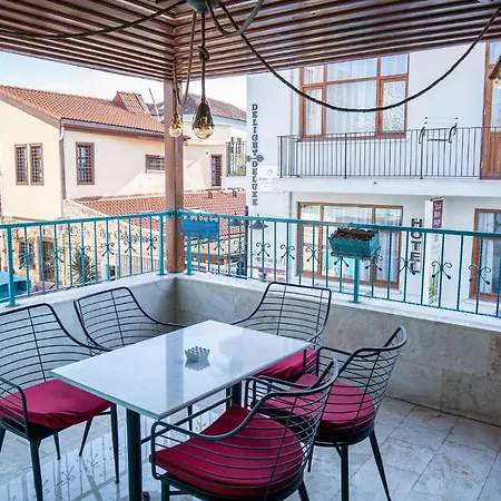 Old Town Famous Aparts Apartman *