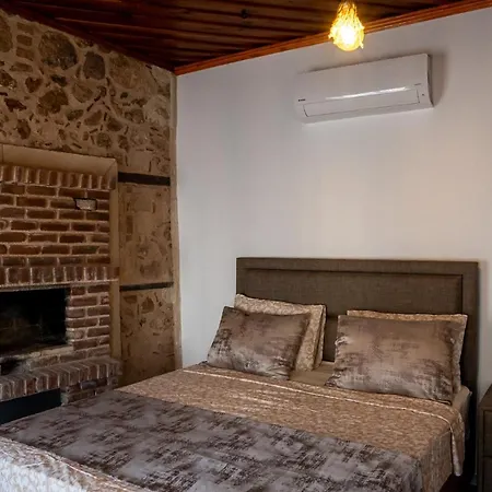 Old Town Famous Aparts Apartman *