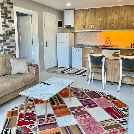 Old Town Famous Aparts Antalya