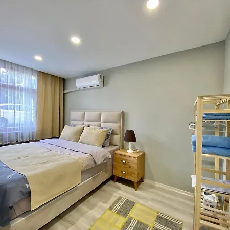 Old Town Famous Aparts Apartman Antalya