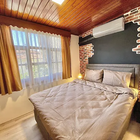 Apartman Old Town Famous Aparts *